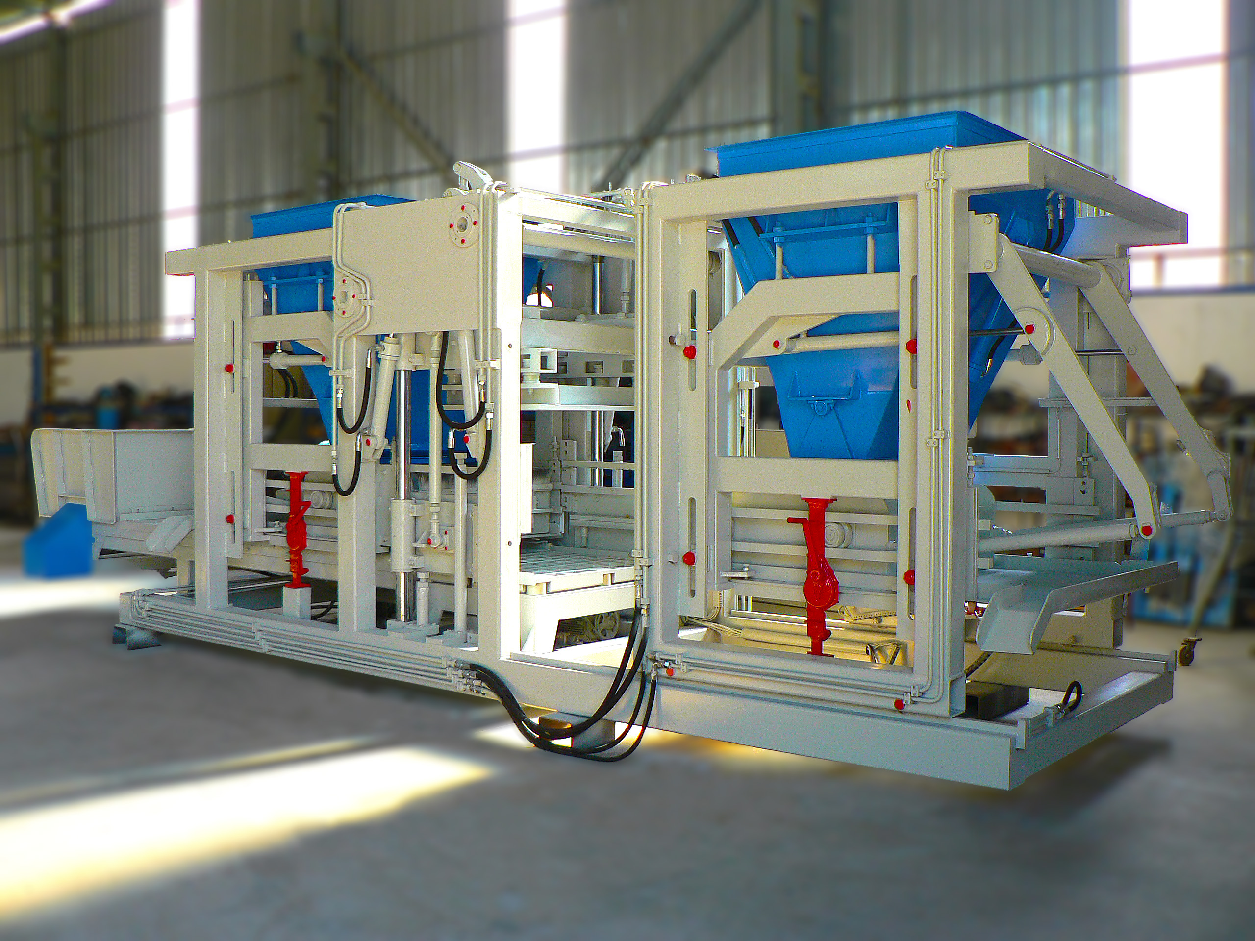 KB - 25 Beton Blok Makinesi